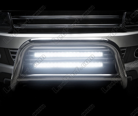 Närbild LED-bar Osram LEDriving® LIGHTBAR SX500-CB belysning