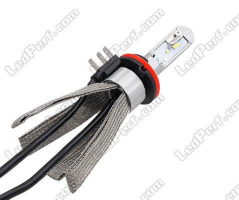 LED-lampa H15 med flexibelt termisk kylfläns för plug and play-montering i alla Strålkastare bilar
