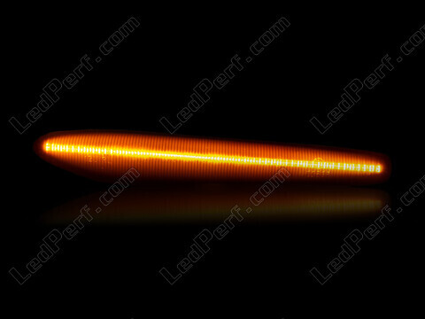 Maximal belysning av dynamiska LED-sidoblinkers för Alfa Romeo 159
