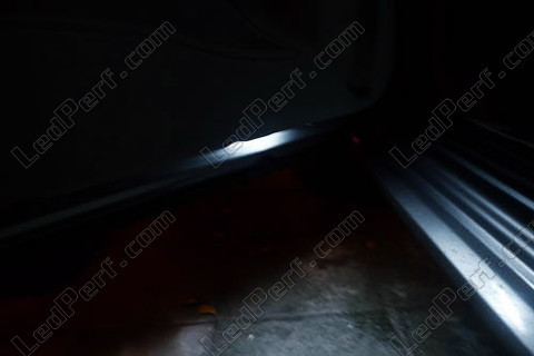 LED-lampa dörrtröskel Alfa Romeo 159