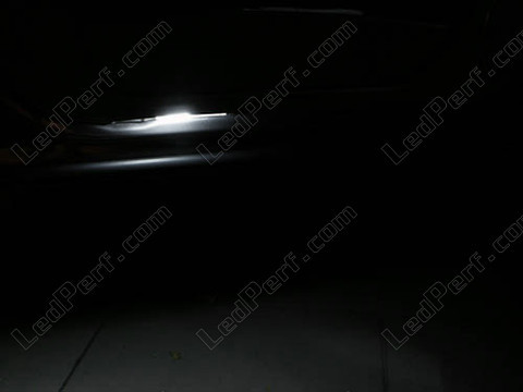 LED-lampa dörrtröskel Alfa Romeo 166