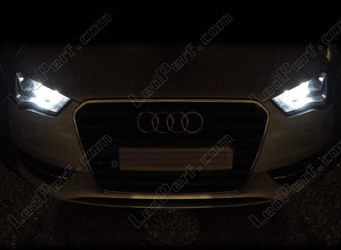 LED-lampa parkeringsljus xenon vit Audi A3 8V