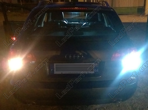 LED Backljus Audi A4 B7 före och efter