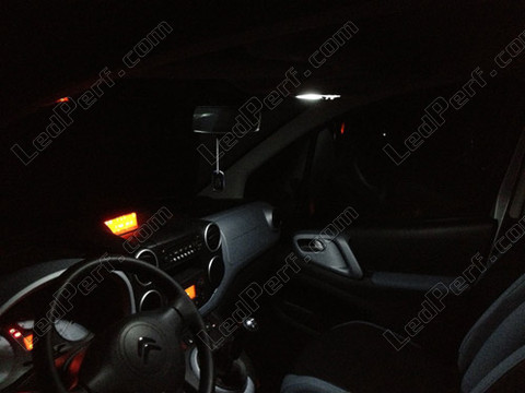 LED-lampa kupé Citroen Berlingo 2012