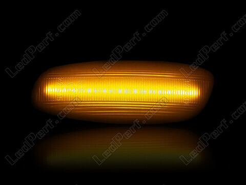 Maximal belysning av dynamiska LED-sidoblinkers för Citroen DS4