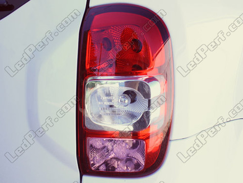 LED-lampa kromade blinkers Dacia Duster