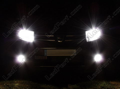 LED-lampa dimljus Dacia Logan 2