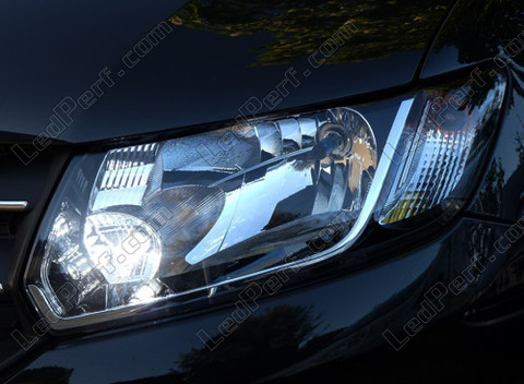 LED-lampa varselljus Dacia Logan 2
