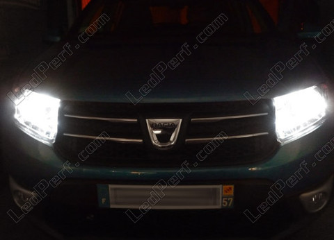 LED-lampa Halvljus Dacia Sandero 2