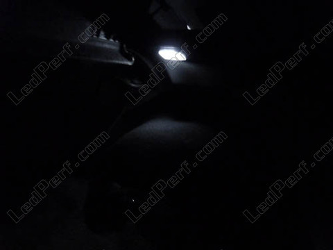 LED-lampa bagageutrymme Ford Fiesta MK6