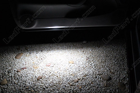 LED-lampa dörrtröskel Mercedes E-Klass (W211)