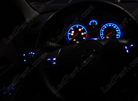 LED mätare blå Opel Astra H cosmos