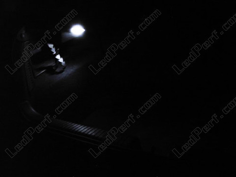 LED-lampa bagageutrymme Opel Zafira A