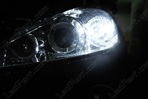LED-lampa parkeringsljus xenon vit Peugeot 4007