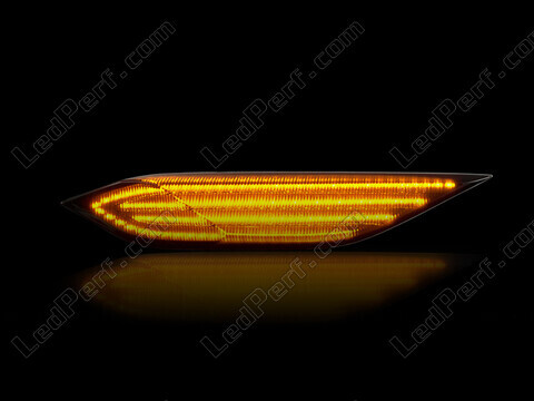 Maximal belysning av dynamiska LED-sidoblinkers för Porsche Cayenne II (958)
