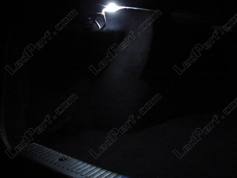 LED-lampa bagageutrymme Renault Safrane