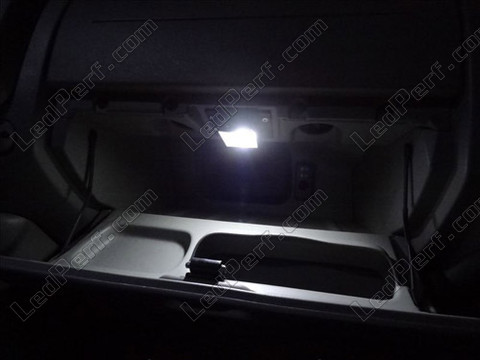 LED-lampa handskfack Renault Trafic 2