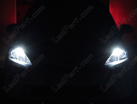 LED-lampa parkeringsljus xenon vit Toyota Auris MK1