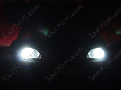 LED-lampa parkeringsljus xenon vit Toyota Avensis MK1