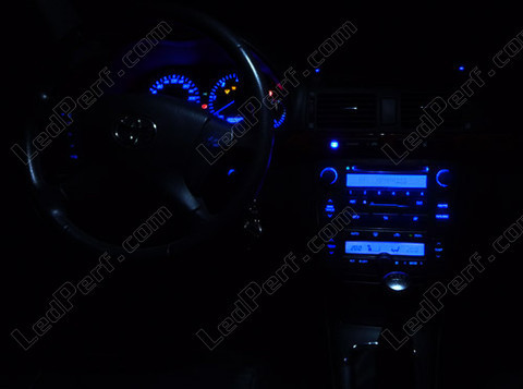 LED instrumentbräda Toyota Avensis