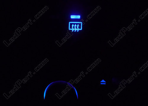 LED knappar avfrostning Toyota Avensis