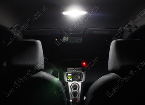 LED-lampa takbelysning bak Toyota Yaris 2