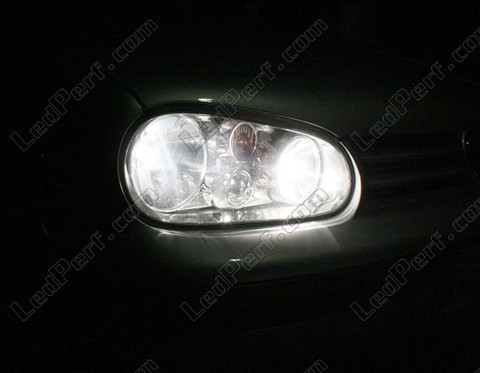 LED-lampa Helljus Volkswagen Golf 4