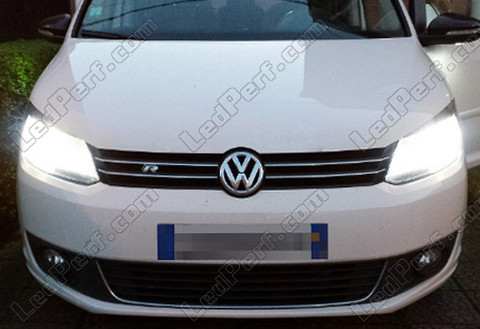 LED-lampa Halvljus Volkswagen Touran V3
