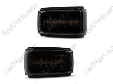 Framvy av dynamiska LED-blinkers för Volvo S40 - Rökfärgad svart färg