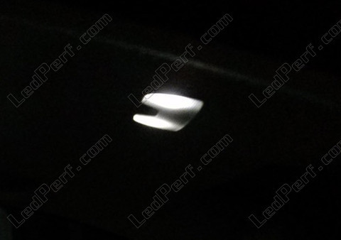 LED-lampa takbelysning bak Volvo S60 D5