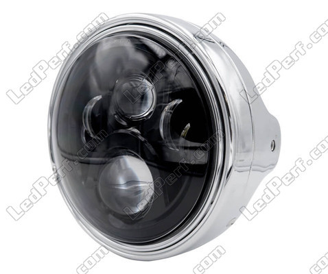 Exempel på en rund kromad strålkastare med en svart LED-optik av Moto-Guzzi V7 Racer 750