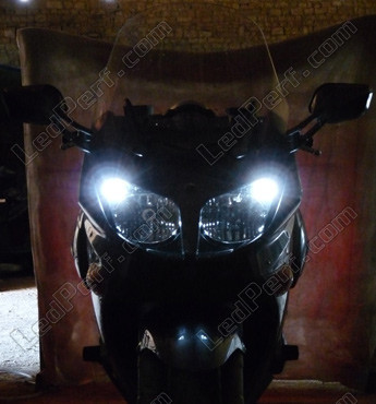 LED parkeringsljus xenon vit Yamaha FJR 1300 Tuning