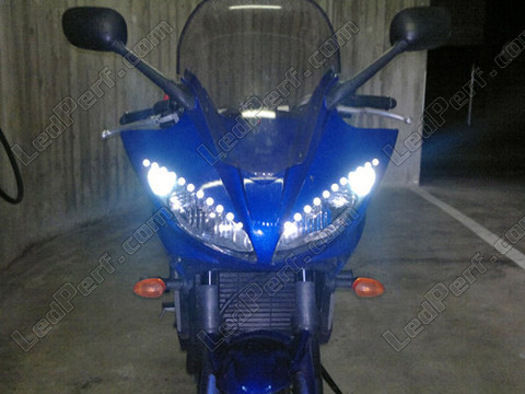 LED parkeringsljus xenon vit Yamaha Fazer FZ6