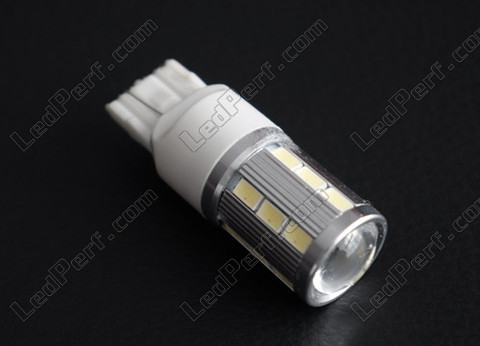 LED W21W Magnifier sockel T20 för lampor