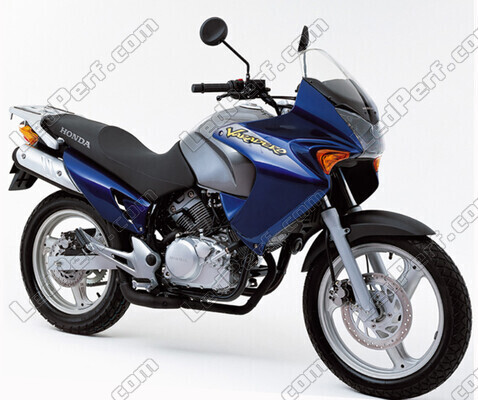 Motorcykel Honda Varadero 125 (2001 - 2006) (2001 - 2006)