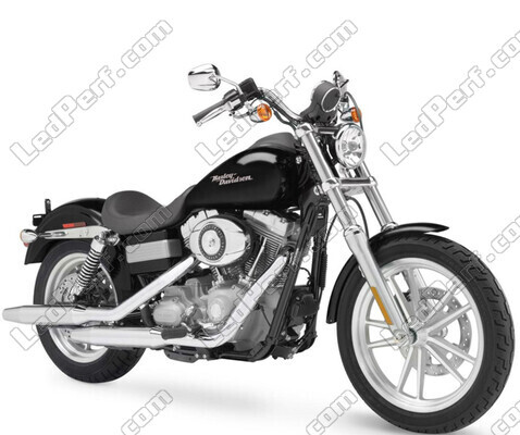 Motorcykel Harley-Davidson Super Glide 1584 (2007 - 2007)