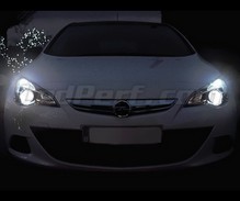 Paket med Xenon Effekt-lampor för Opel Astra J strålkastare