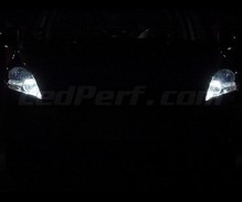 Paket LED-lampor till parkeringsljus (xenon vit) för Peugeot 5008 (utan xenon ursprung)